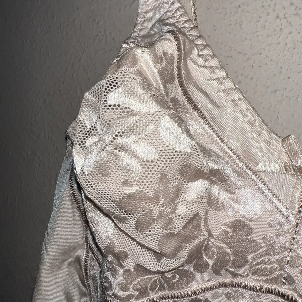 Vintage Bali 36B Womens Glam BodySuit Beige Tan Nude Soft Cup Wireless 8380 - Picture 4 of 15